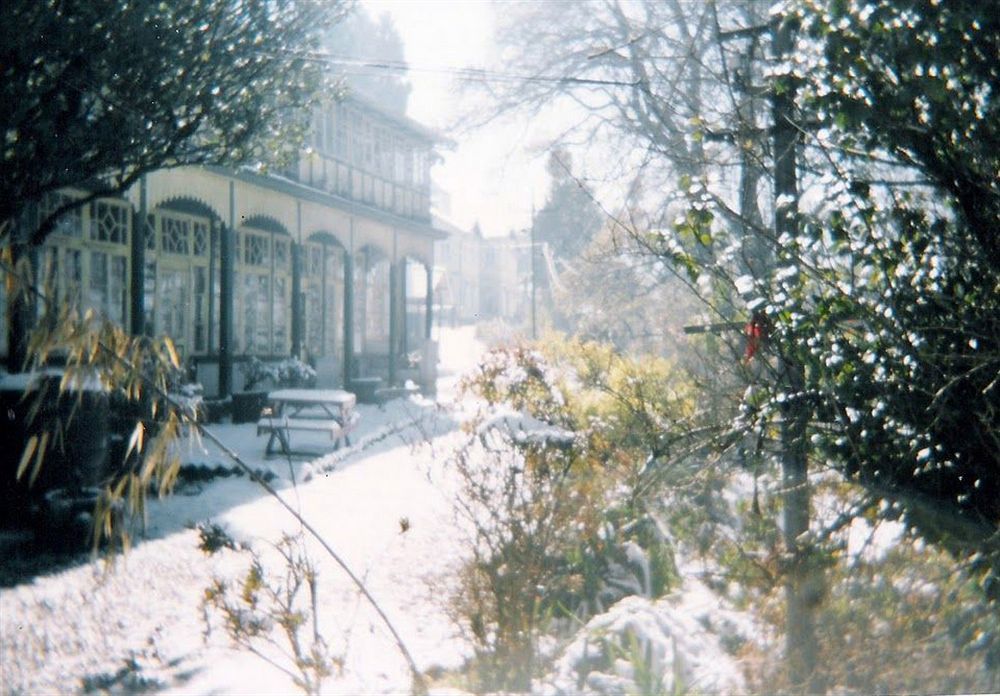 Old - Main Bellevue Heritage Hotel Darjeeling  Eksteriør bilde